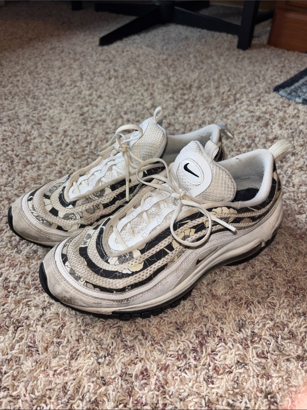 Women’s Nike Air Max 97 sneakers